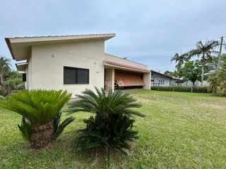 Fachada de uma casa em Lajeado, Brasil.