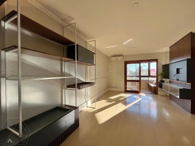 Apartamento com 3 dormitórios, foto 2