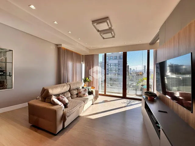 Apartamento com 3 dormitórios, foto 2