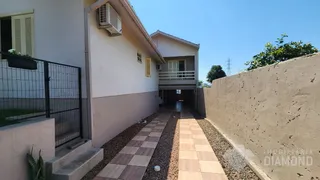Casa com 4 dormitórios, foto 2