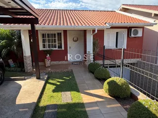 Casa com 3 dormitórios, foto 1