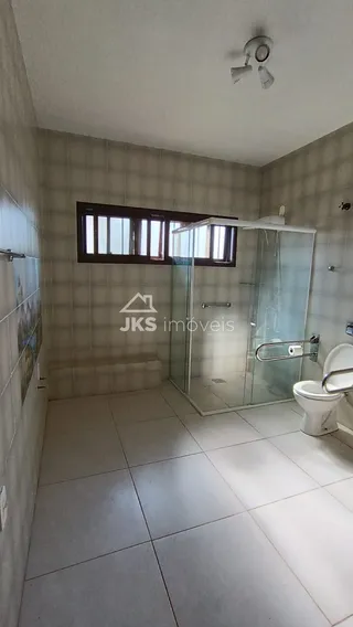 Casa com 4 dormitórios, foto 2