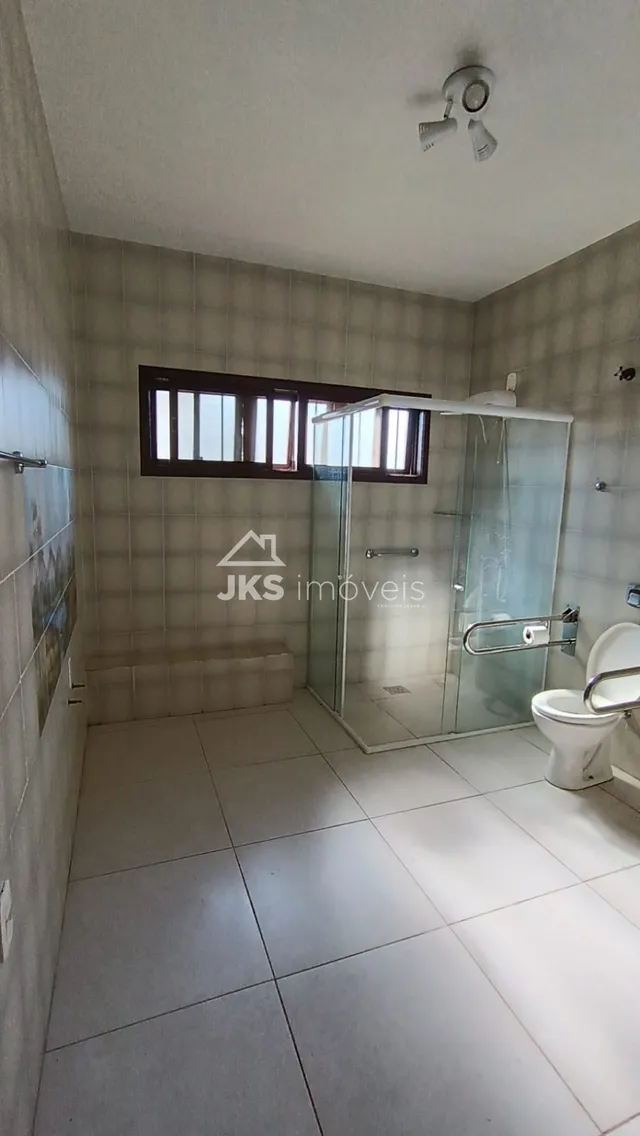 Casa com 4 dormitórios, foto 2