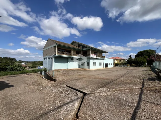 Vista da fachada de uma residência em Lajeado, Brasil.
