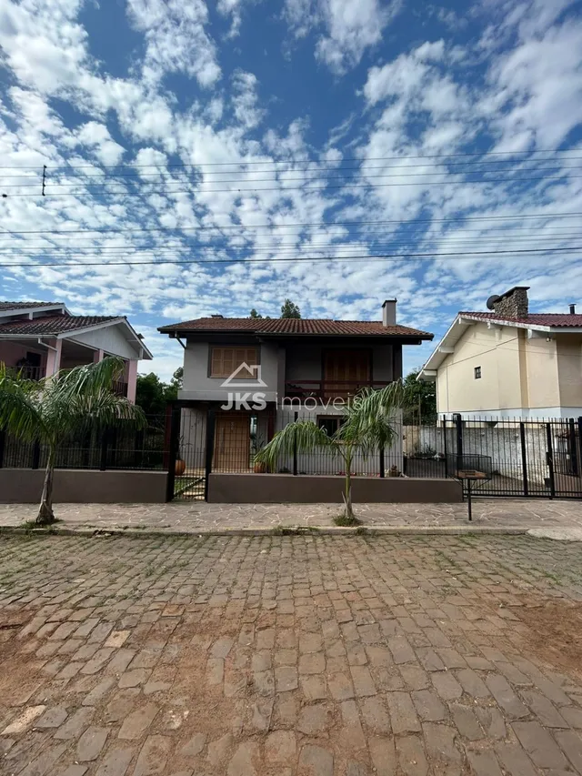 Casa com 3 dormitórios