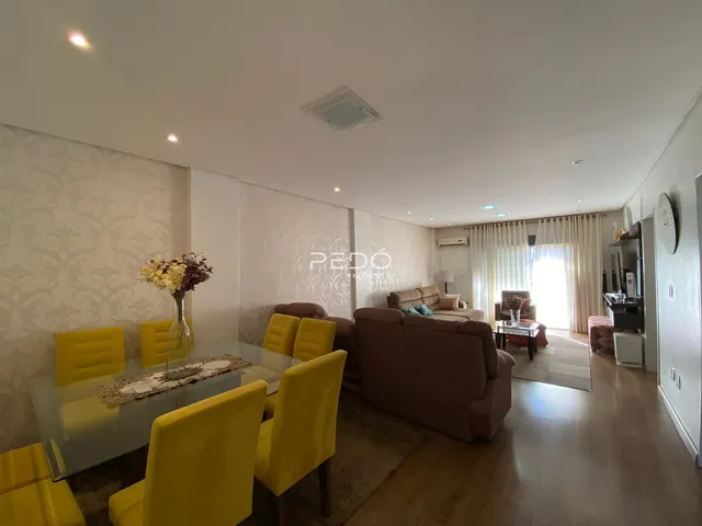 Apartamento com 3 dormitórios, foto 2