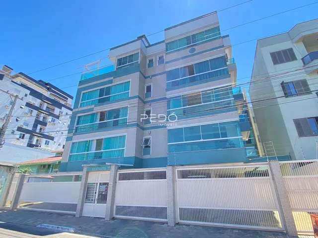 A fachada de um prédio residencial em Lajeado, Brasil.