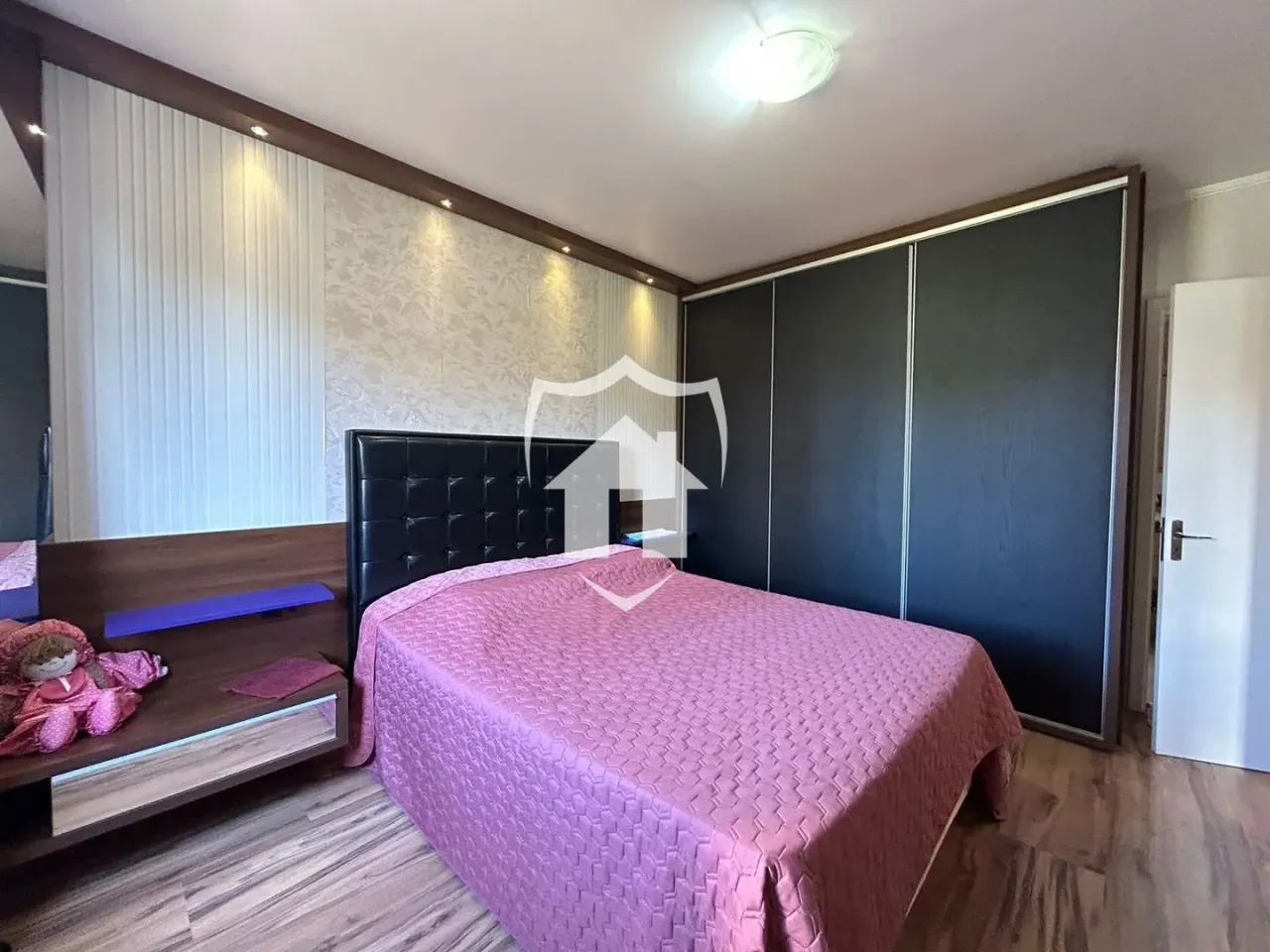 Apartamento com 2 dormitórios, foto 1