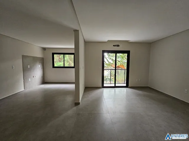 Apartamento com 2 dormitórios, foto 2