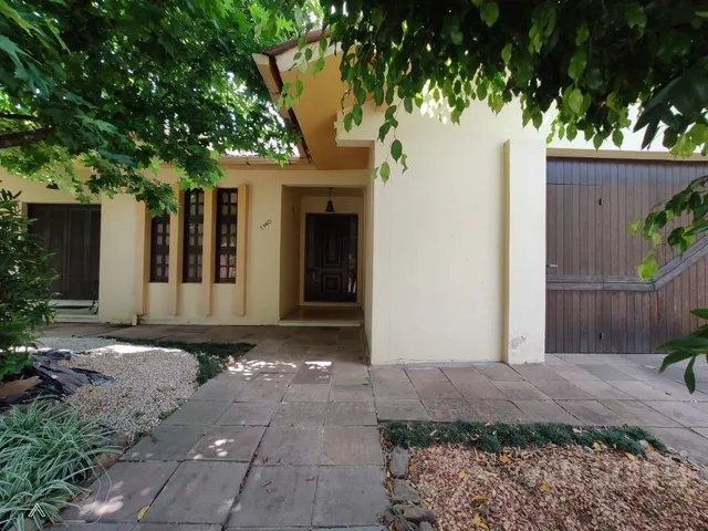 Casa com 5 dormitórios