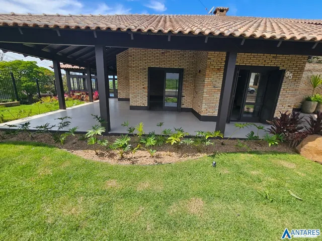 Casa com 4 dormitórios, foto 3