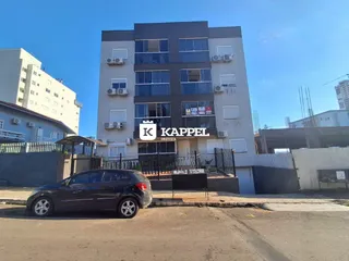 Fachada de um prédio residencial de vários andares em Lajeado, Brasil.