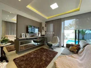 Casa com 4 dormitórios, foto 2