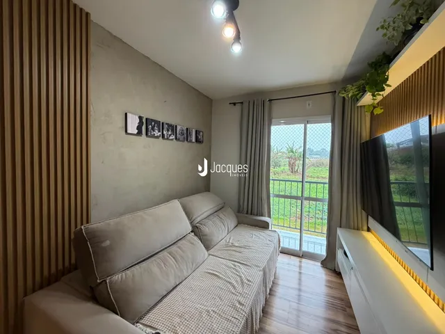 Apartamento com 2 dormitórios, foto 3