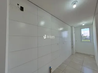 Foto de um corredor interno de um imóvel em Lajeado, Brasil.