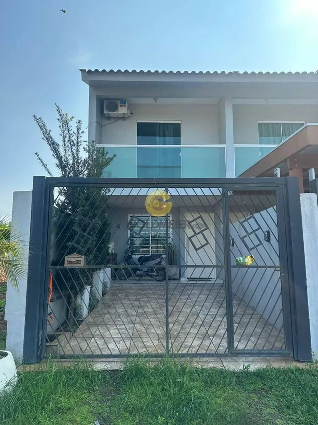 Sobrado com 2 dormitórios