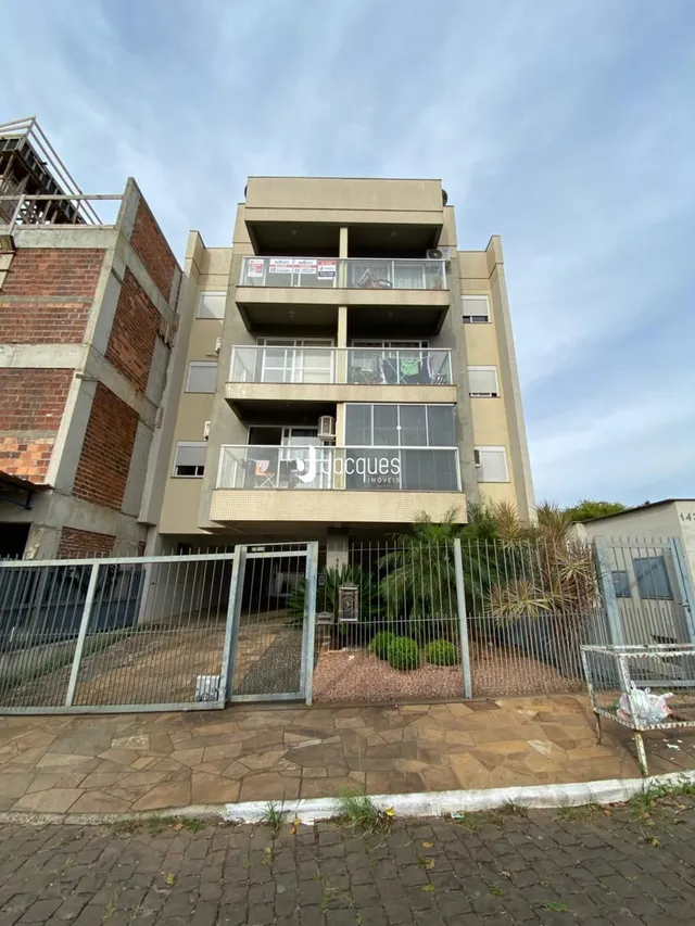 Fachada de um prédio residencial em Lajeado, Brasil.