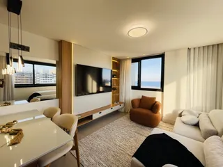 Sala de estar com vista para o mar em Lajeado, Brasil.