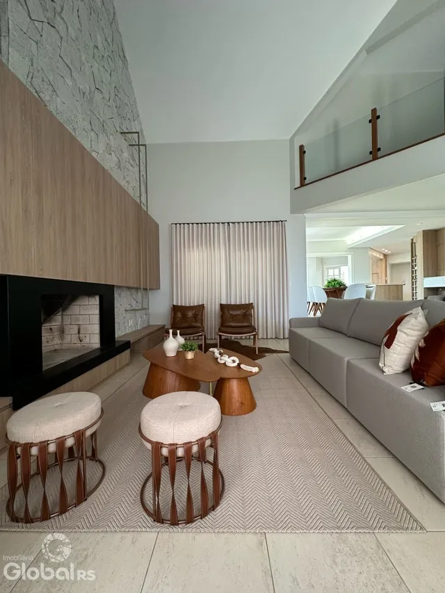 Casa com 4 dormitórios, foto 4
