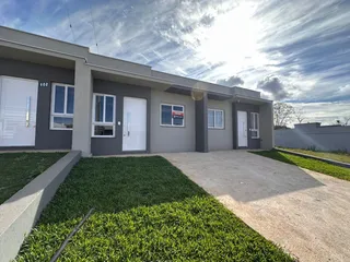 Casa geminada com 2 dormitórios, foto 1