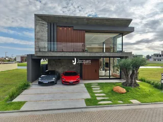 Fachada moderna de uma residência em Lajeado, Brasil.