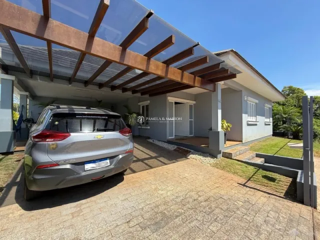 Casa com 4 dormitórios
