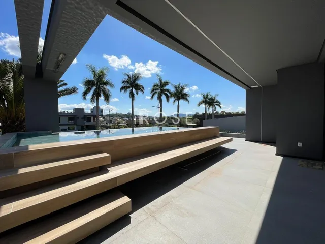 Casa com 4 dormitórios, foto 4