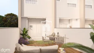 Fachada de um imóvel residencial em Lajeado, Brasil com área externa.