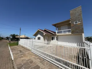 Casa com 3 dormitórios, foto 1