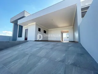 Fachada moderna de uma residência em Lajeado, Brasil.