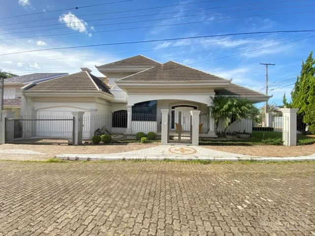 Casa com 5 dormitórios