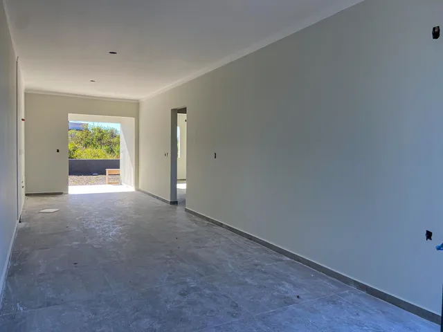 Casa geminada com 2 dormitórios
