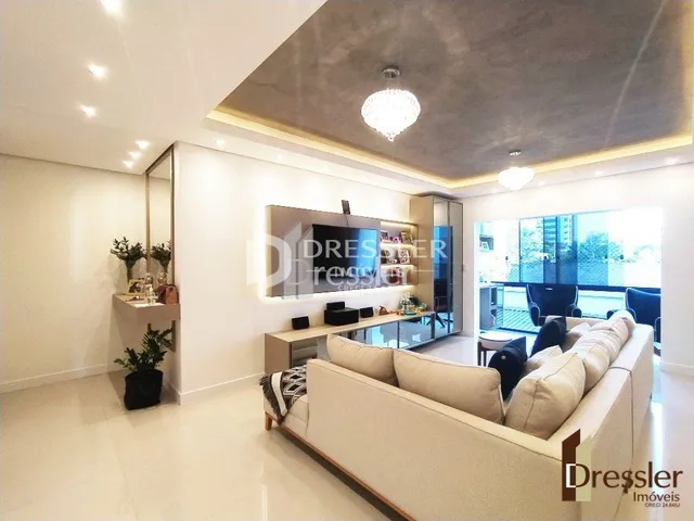 Apartamento com 3 dormitórios