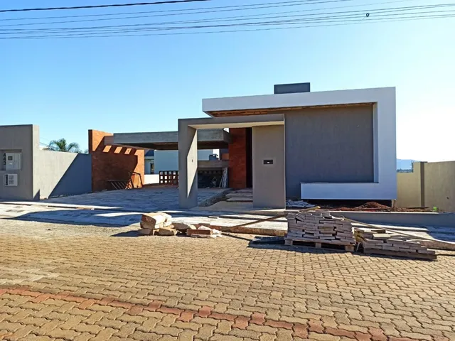 Casa com 3 dormitórios