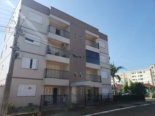 Fachada de um prédio residencial em Lajeado, Brasil com varandas.
