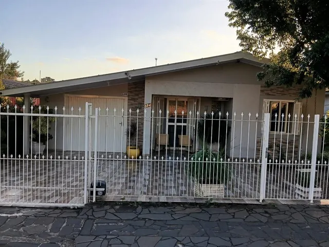 Casa com 3 dormitórios