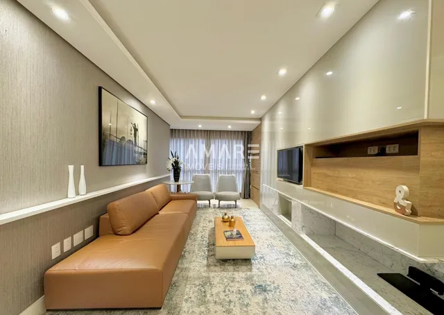 Apartamento com 3 dormitórios