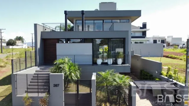 Casa com 3 dormitórios
