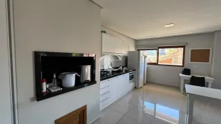 Apartamento com 2 dormitórios, foto 32