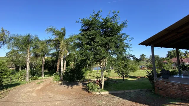 Área rural com 2 dormitórios