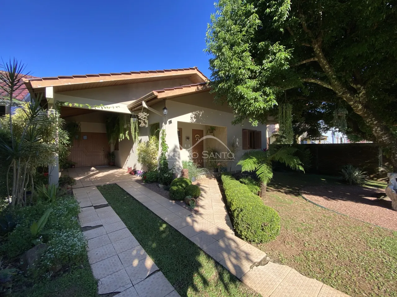 Casa com 3 dormitórios, foto 1