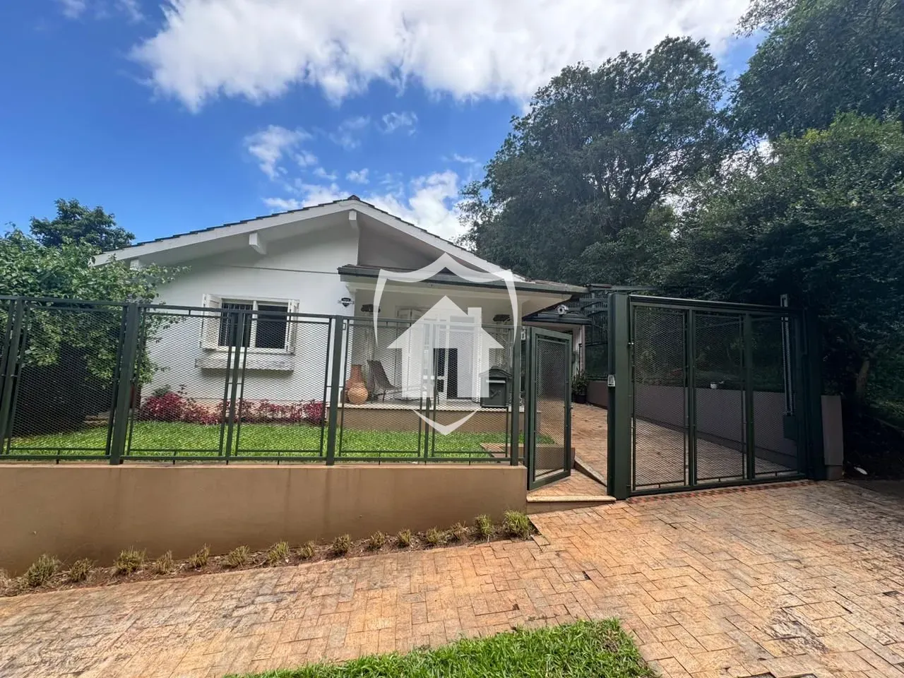 Casa com 3 dormitórios, foto 1