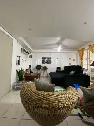 Apartamento com 2 dormitórios, foto 1