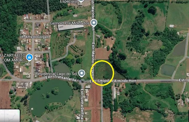 Vista aérea da propriedade em Lajeado, mostrando a área circundante e a infraestrutura local.