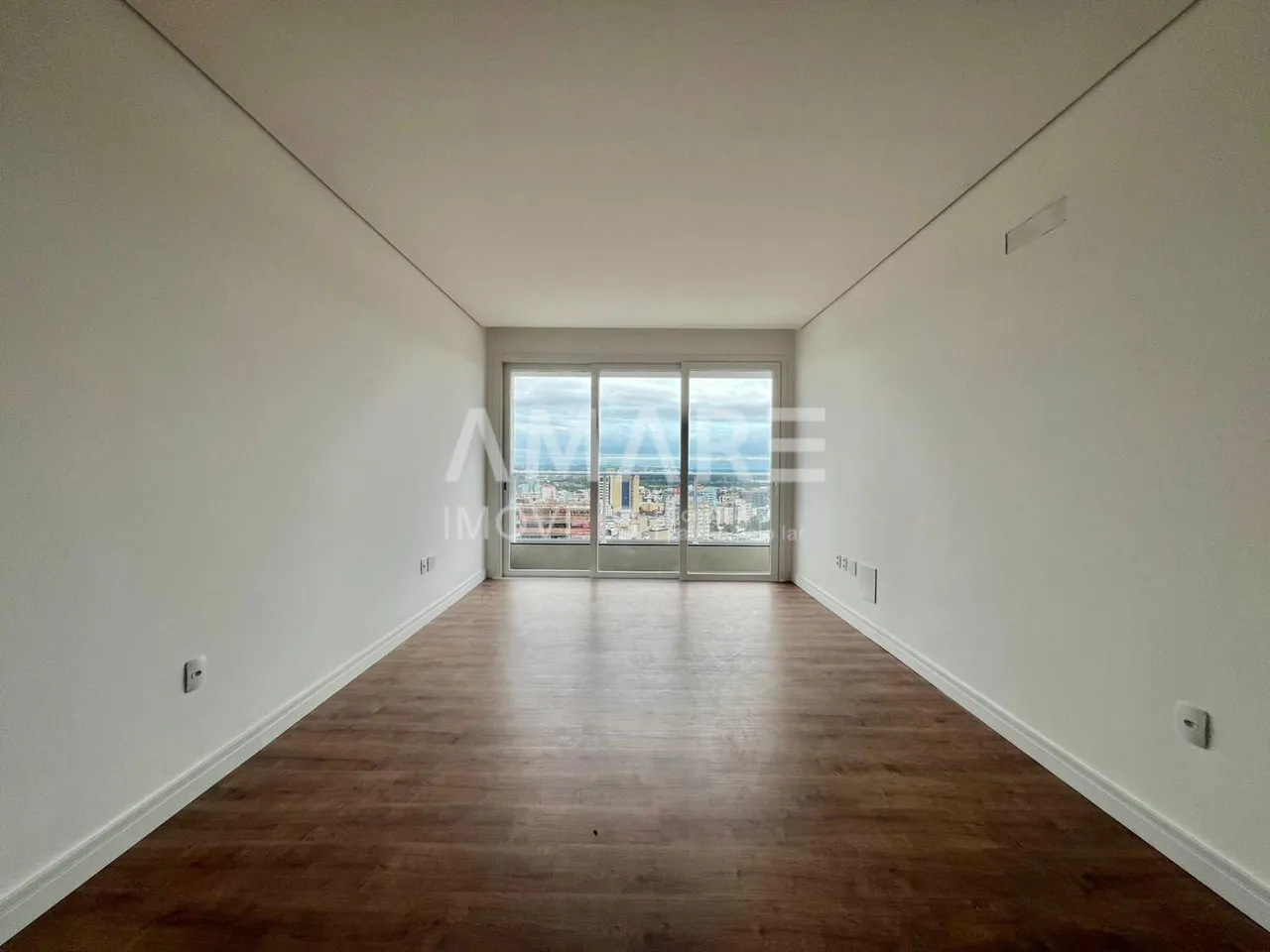 Apartamento com 2 dormitórios, foto 1