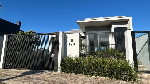 Casa com 3 dormitórios