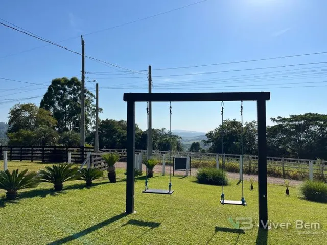 Área rural com 4 dormitórios