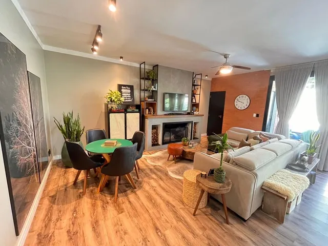 Casa com 3 dormitórios