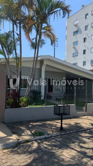 Casa com 2 dormitórios