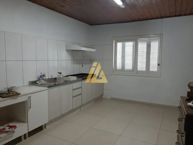 Casa com 4 dormitórios, foto 5